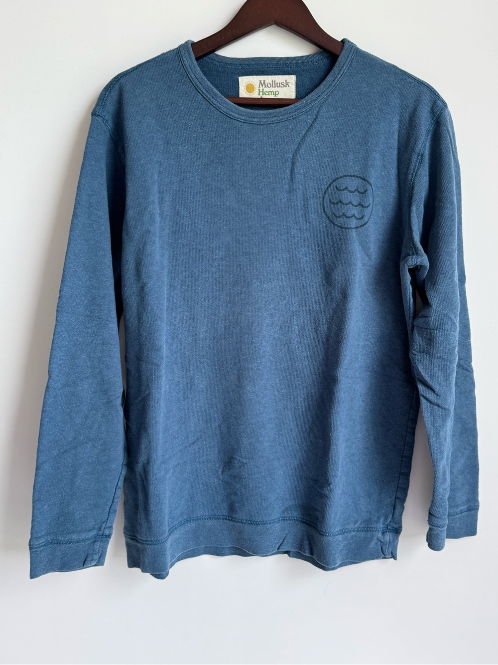 Mollusk Hemp Surf Shop Blue long-sleeve crewneck t-shirt Large embroidered wave